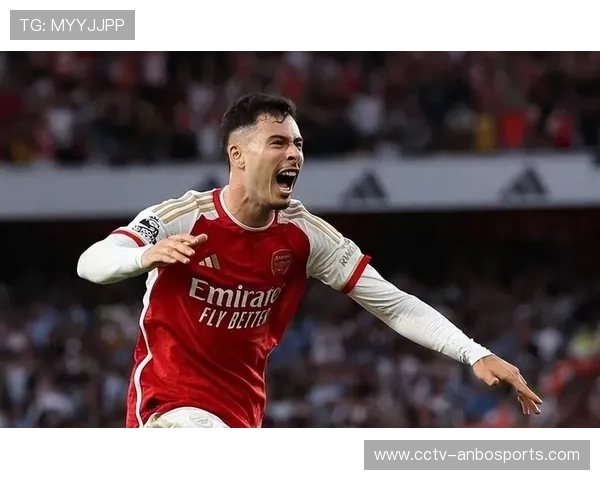 英超榜首大战一触即发,阿森纳与曼城争冠进入白热化阶段 英超榜首大战一触即发,阿森纳与曼城争冠进入白热化阶段